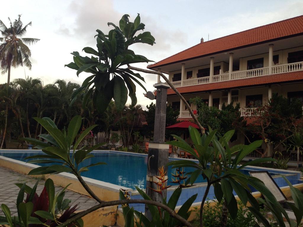 Mekar Jaya Bungalows Kuta  Bagian luar foto