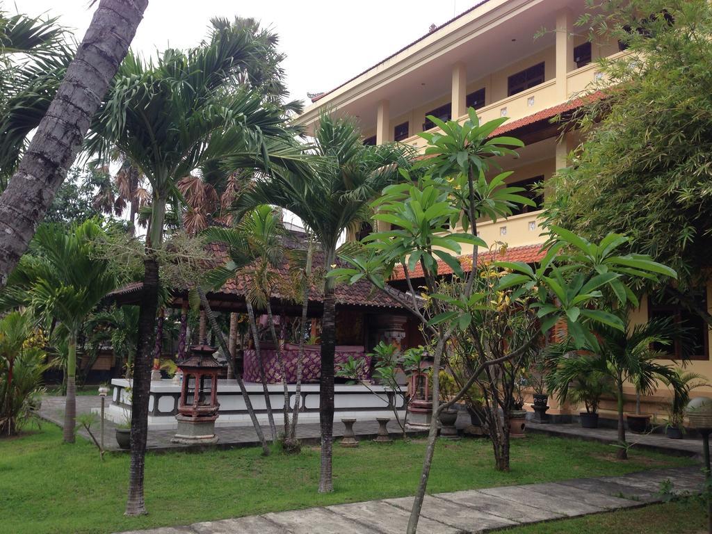 Mekar Jaya Bungalows Kuta  Bagian luar foto