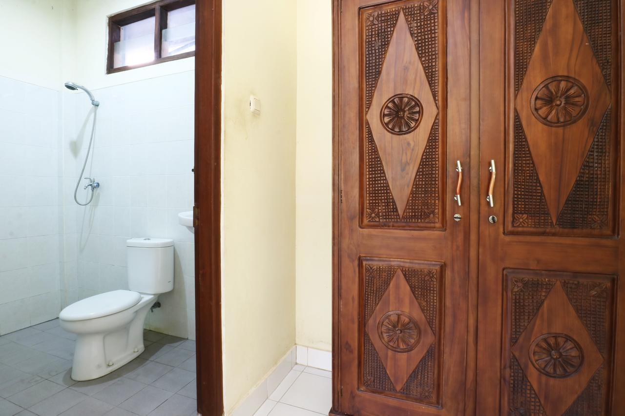 Mekar Jaya Bungalows Kuta  Bagian luar foto