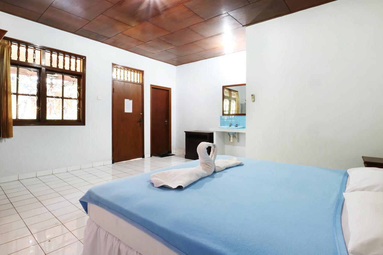 Mekar Jaya Bungalows Kuta  Bagian luar foto