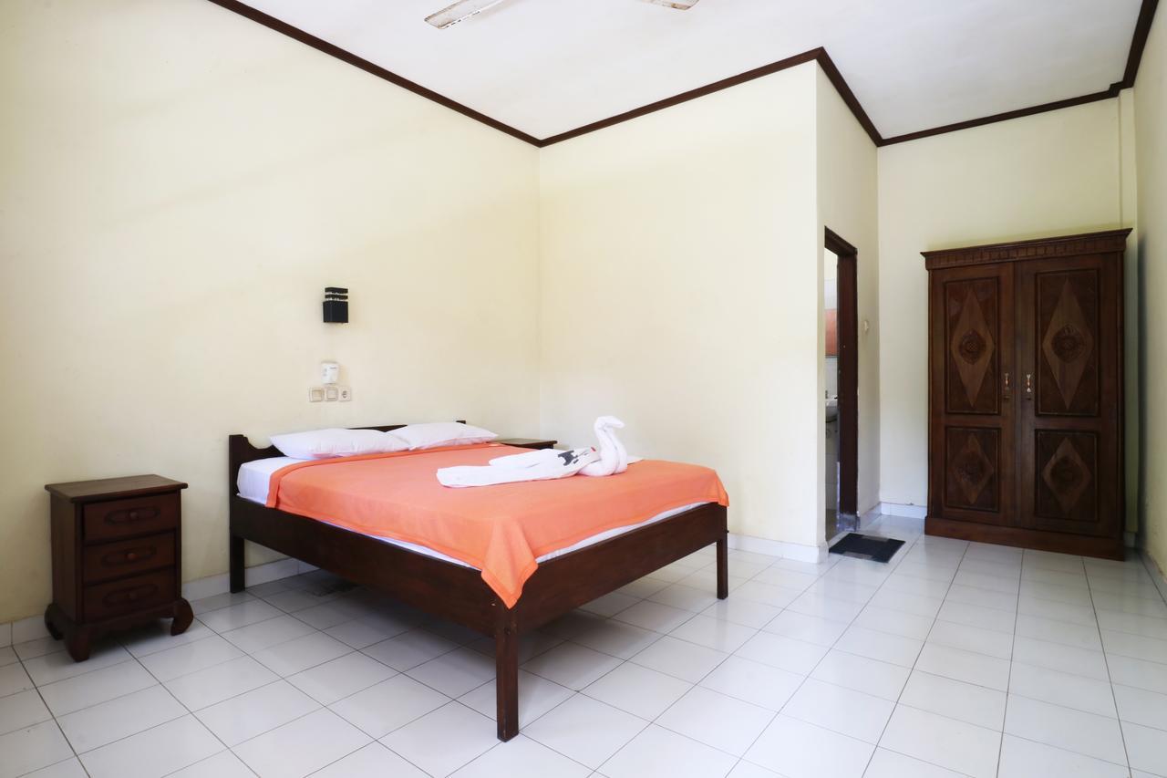 Mekar Jaya Bungalows Kuta  Bagian luar foto