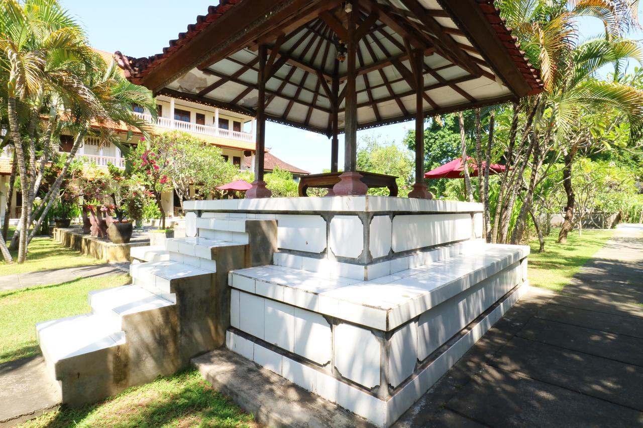 Mekar Jaya Bungalows Kuta  Bagian luar foto