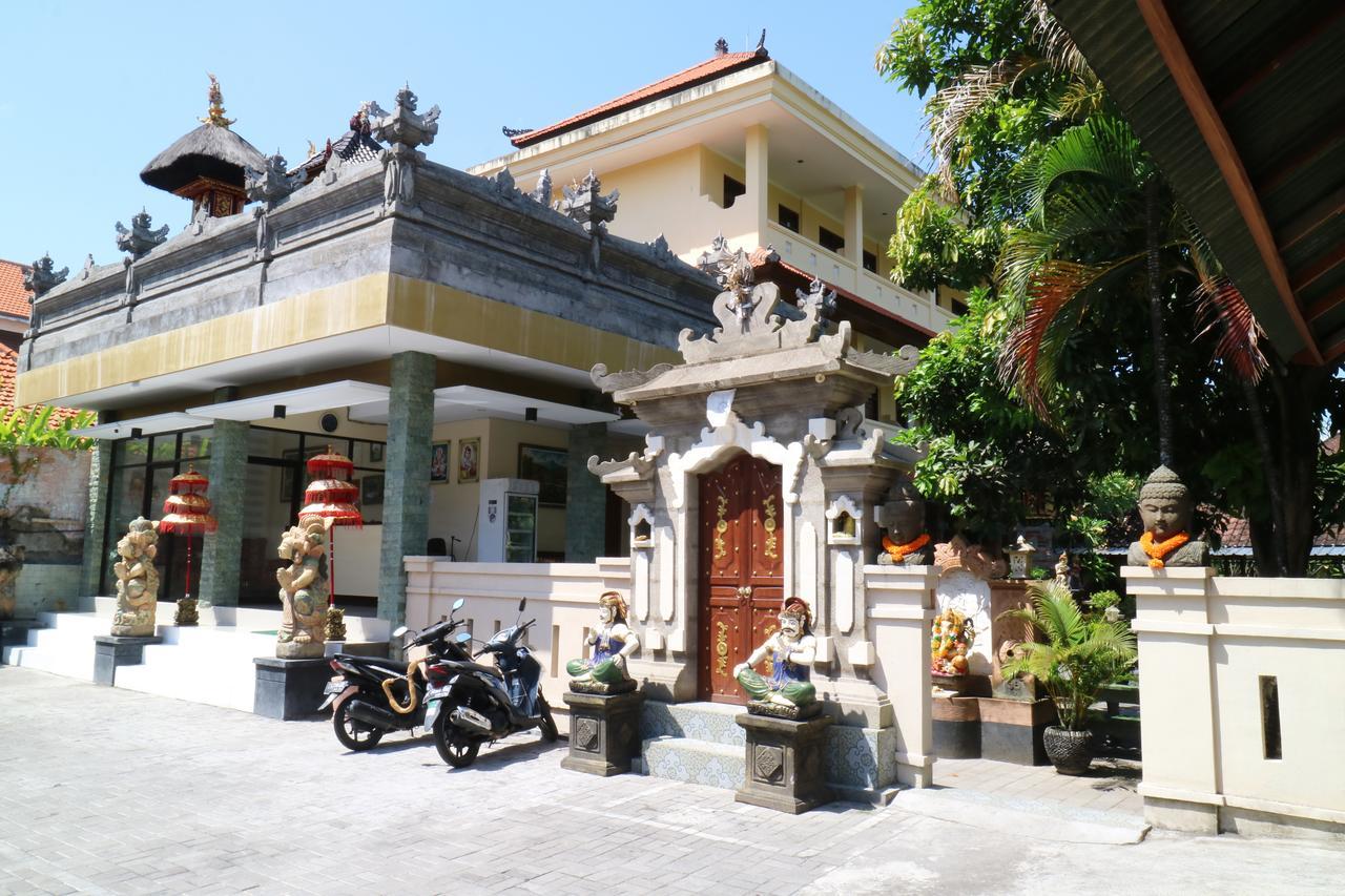 Mekar Jaya Bungalows Kuta  Bagian luar foto